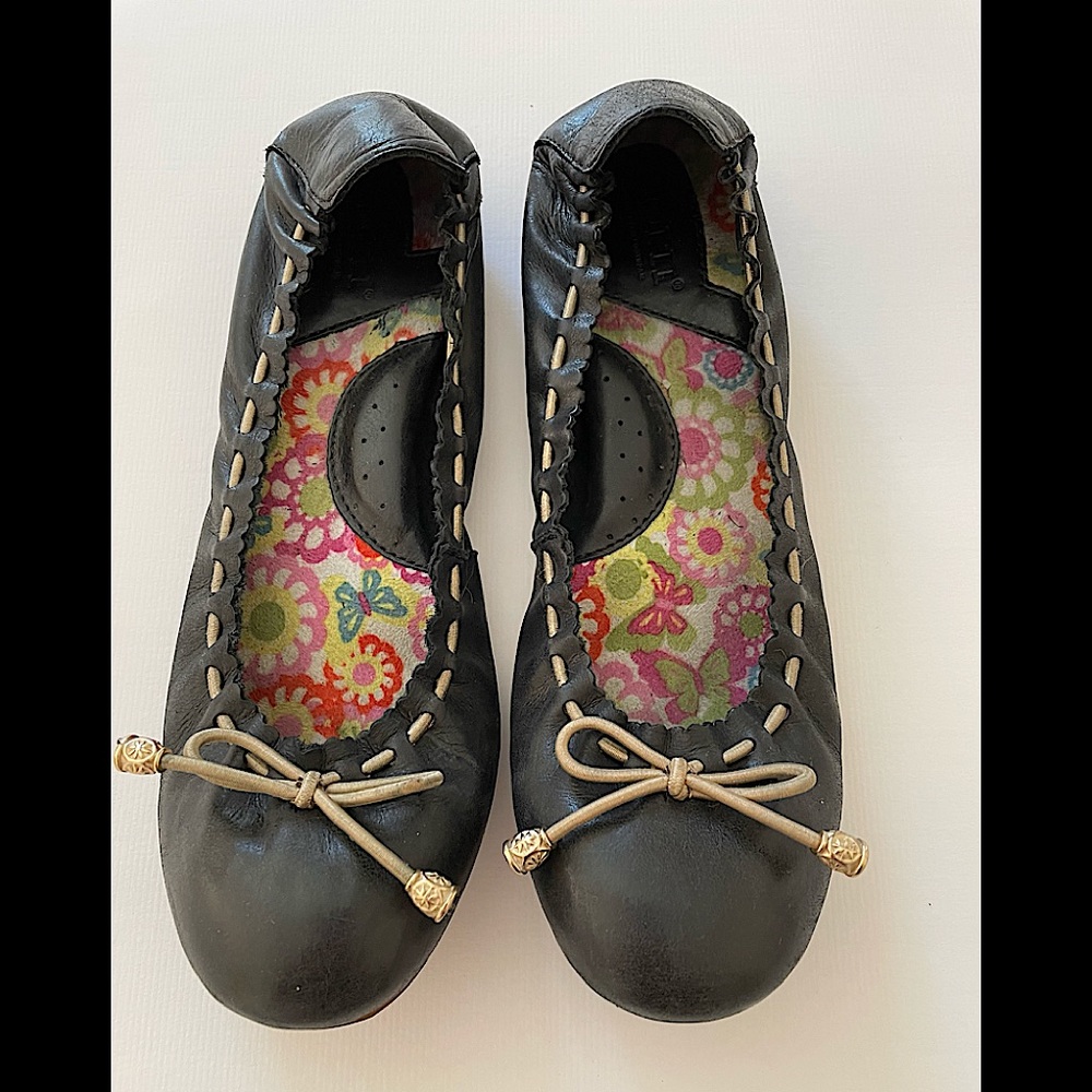 Born Navy Ballet flat